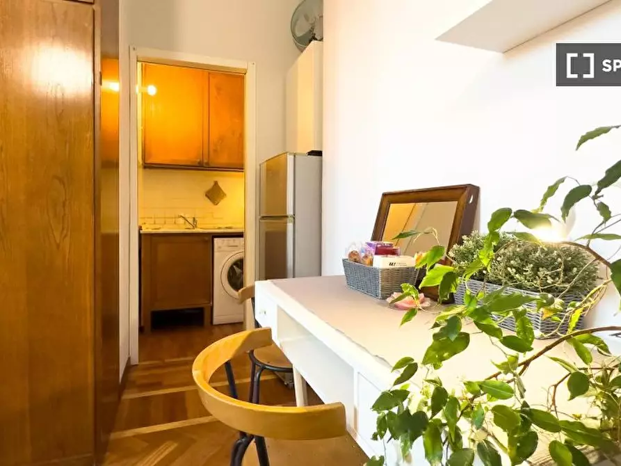 Immagine 10 di Ufficio in affitto  in Viale Premuda a Milano