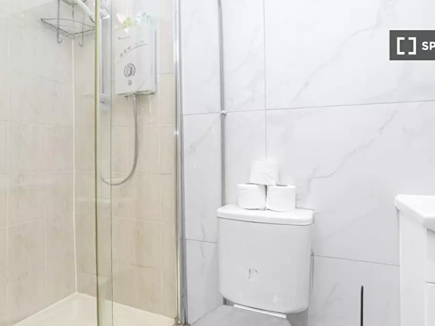 Immagine 18 di Appartamento in affitto  in flat b a Tottenham