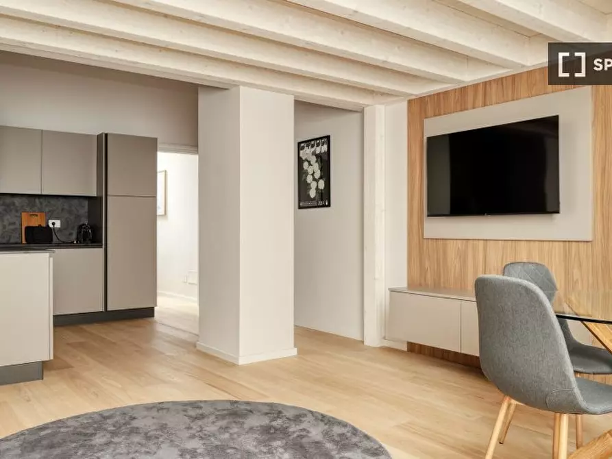 Immagine 7 di Appartamento in affitto  in Via Cenisio a Milano