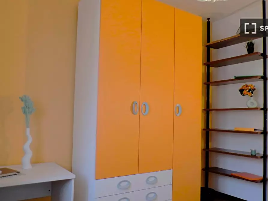 Immagine 11 di Camera condivisa in affitto  in Rodolfo Mondolfo a Bologna