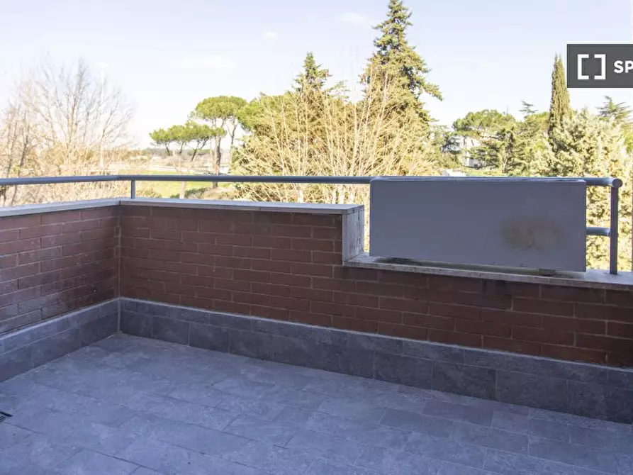 Immagine 16 di Appartamento in affitto  in Via S. Giovanni in Argentella a Roma