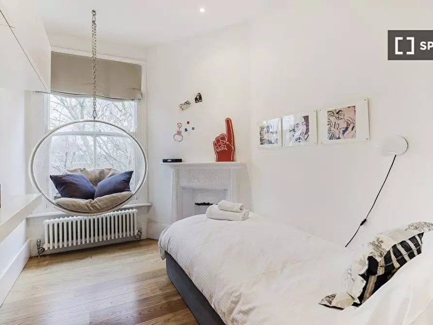 Immagine 15 di Appartamento in affitto  in Beaufort Mansions a Kensington