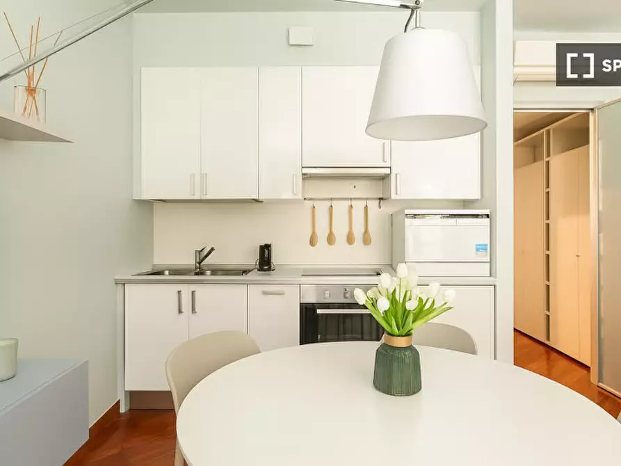 Immagine 15 di Appartamento in affitto  in Via Santa Lucia a Milano