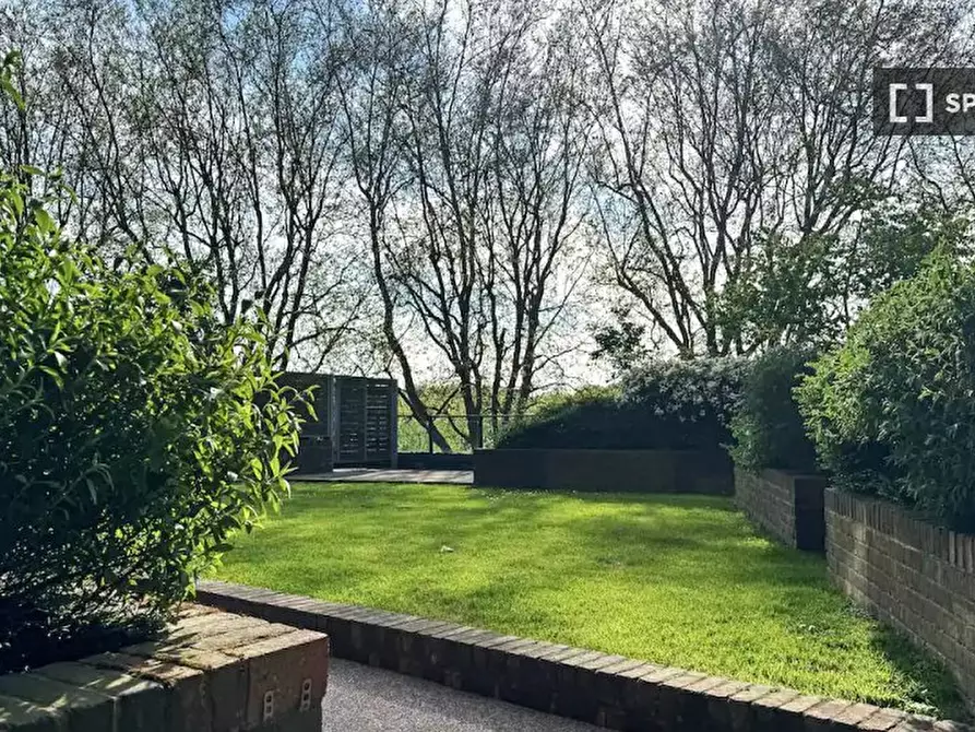 Immagine 18 di Appartamento in affitto  in Shearwater Dr a Brent