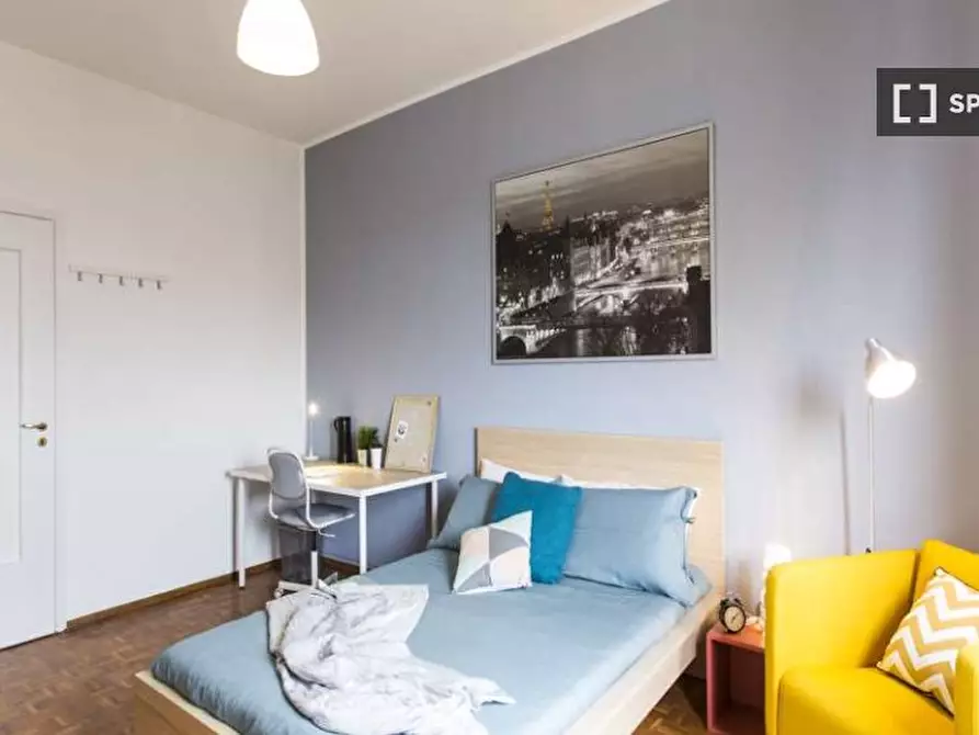 Immagine 4 di Camera condivisa in affitto  in Via dei Mandorli Milan a Monza