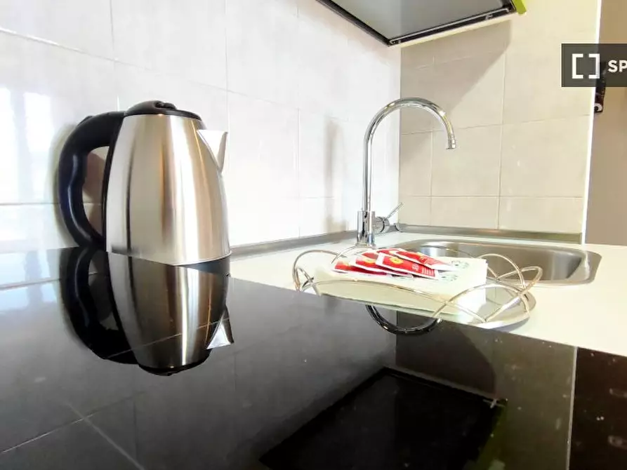 Immagine 4 di Ufficio in affitto  in Via Luigi Manzotti a Milano