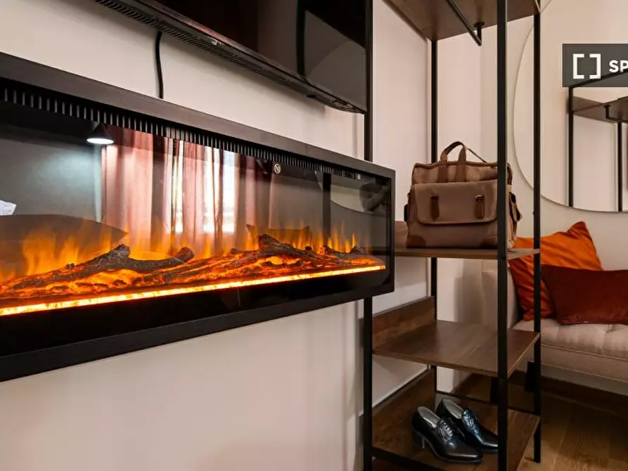 Immagine 10 di Appartamento in affitto  in Via del Falco a Roma