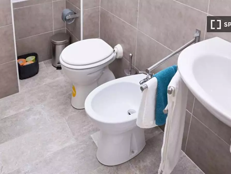 Immagine 11 di Camera condivisa in affitto  in Viale Carlo Espinasse Milan a Milano