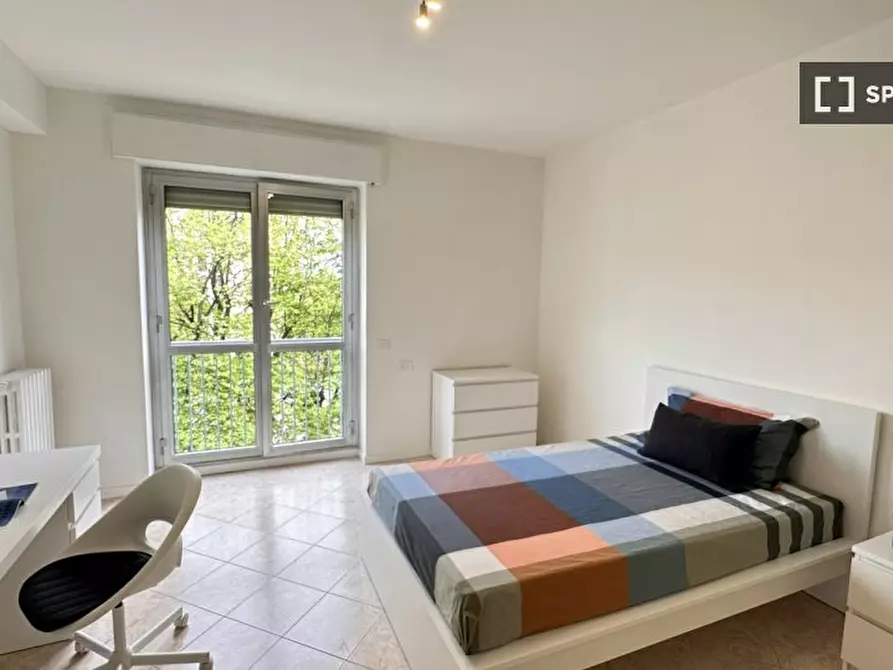 Immagine 3 di Camera condivisa in affitto  in Pecorini a Milano