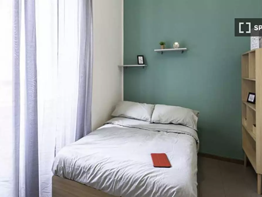 Immagine 1 di Camera condivisa in affitto  in Via Giuseppe Meda a Milano