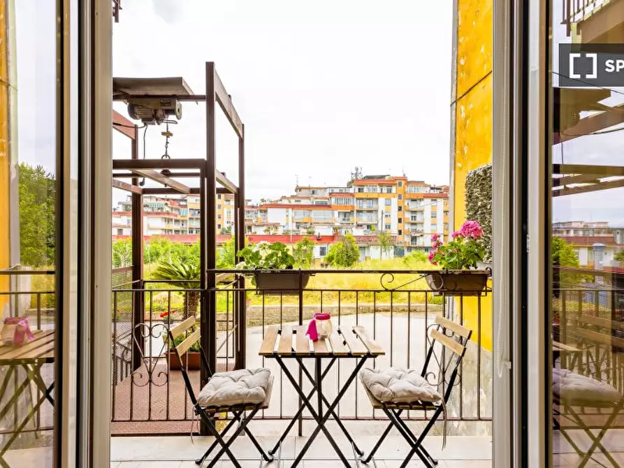 Immagine 2 di Appartamento in affitto  in Via Nuova San Rocco a Napoli