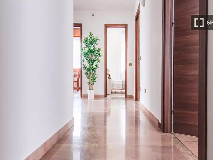 Immagine 17 di Camera condivisa in affitto  in Via Giuseppe Frua a Milano