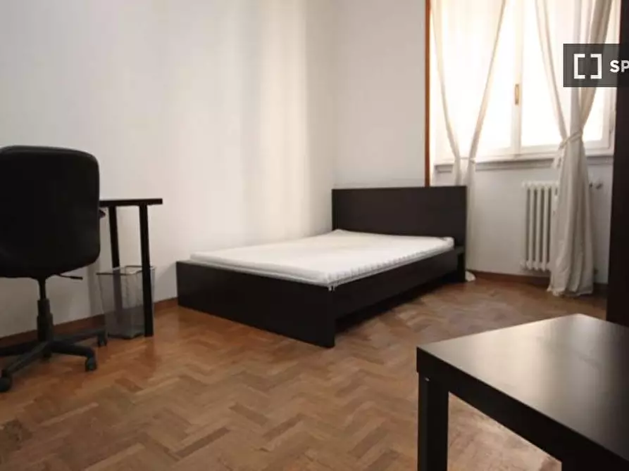 Immagine 15 di Camera condivisa in affitto  in Viale Campania a Milano