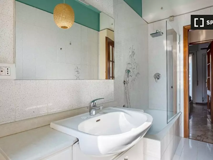 Immagine 11 di Appartamento in affitto  in Viale Giovanni da Cermenate a Milano