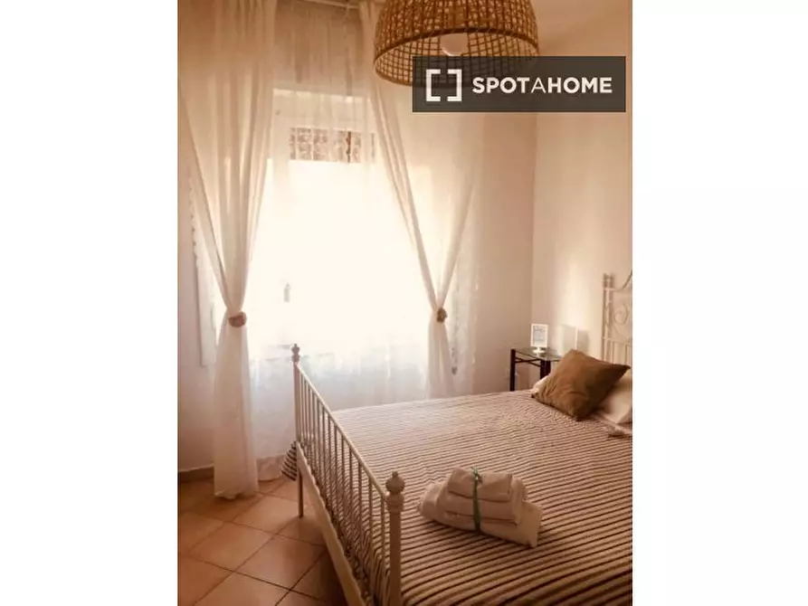 Immagine 13 di Appartamento in affitto  in Via Caio Asinio Pollione a Napoli