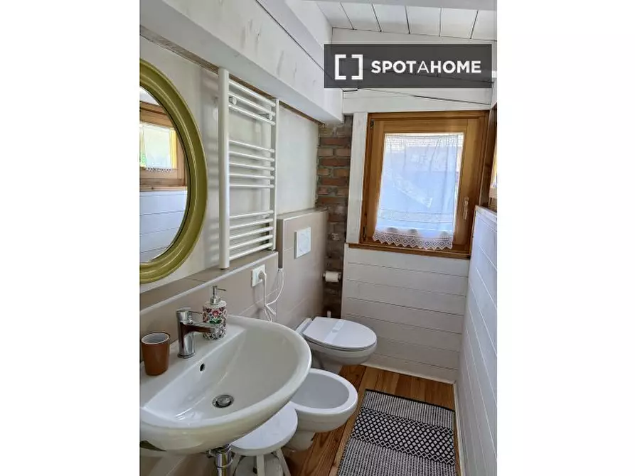 Immagine 14 di Ufficio in affitto  in Via S. Pietro a Luino