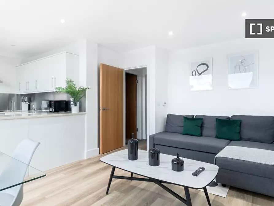 Immagine 13 di Appartamento in affitto  in Nevern Pl a Kensington