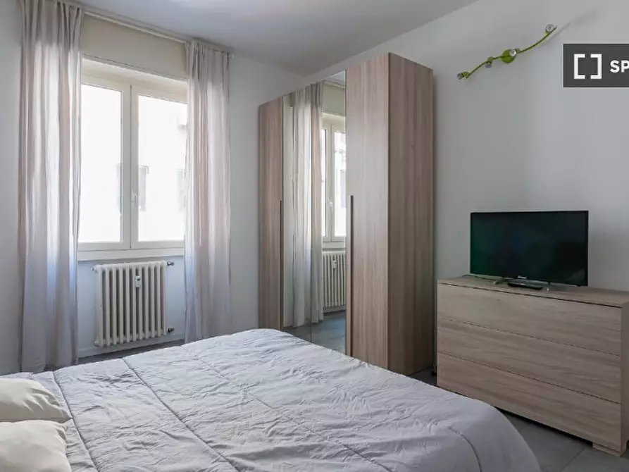 Immagine 3 di Camera condivisa in affitto  in Via Felice Casati a Milano