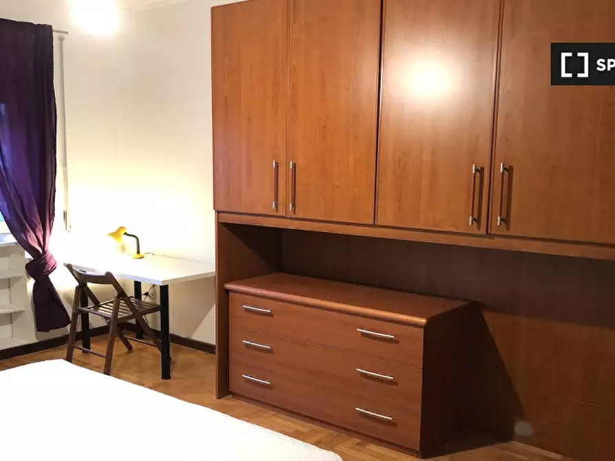 Immagine 3 di Camera condivisa in affitto  in Via Gregorio Ricci Curbastro, 00149 Roma RM, Italy a Roma