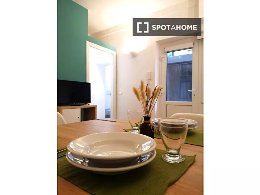 Immagine 4 di Ufficio in affitto  in Via Giambellino a Milano