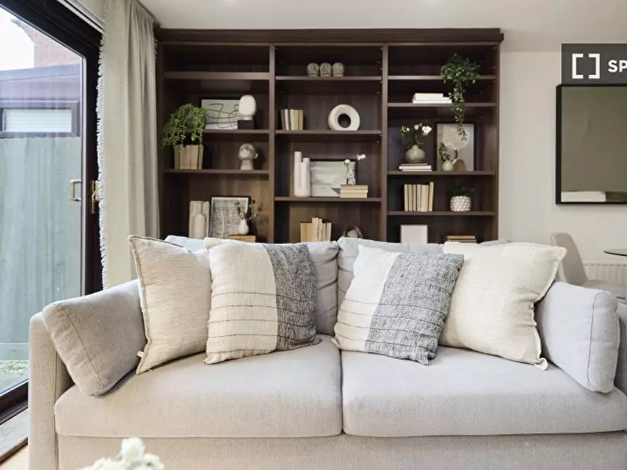 Immagine 4 di Appartamento in affitto  in Claire Pl a Poplar