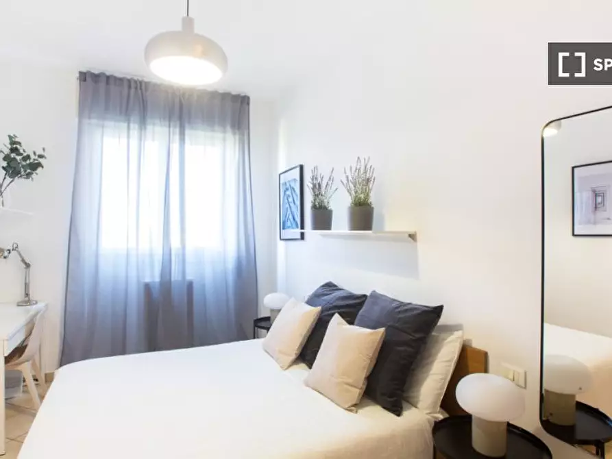 Immagine 1 di Camera condivisa in affitto  in Via Federico Engels a Milano