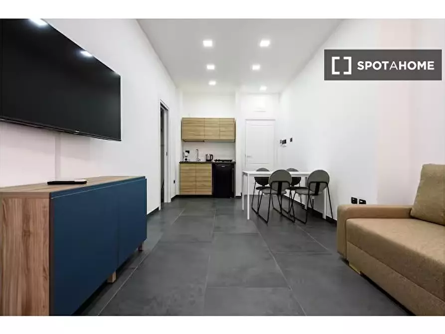 Immagine 4 di Ufficio in affitto  in Via Nicolò Tommaseo a Napoli