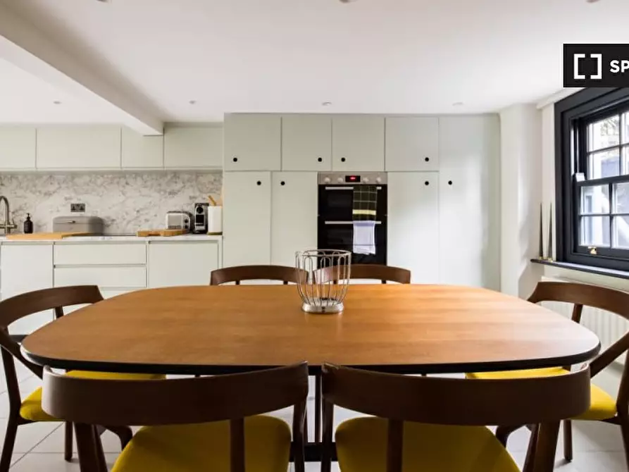 Immagine 4 di Appartamento in affitto  in Islington Park St a Islington