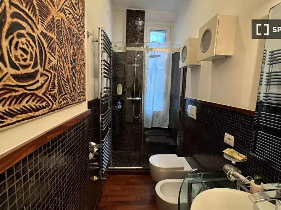 Immagine 3 di Camera condivisa in affitto  in Via Emanuele Filiberto a Roma