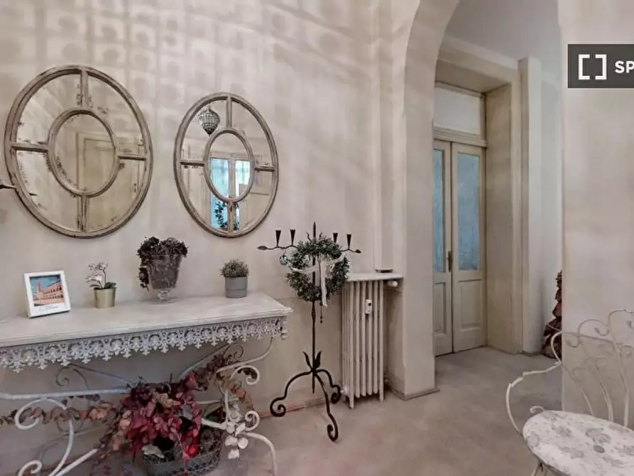 Immagine 17 di Camera condivisa in affitto  in PIAZZA del castello a Padova