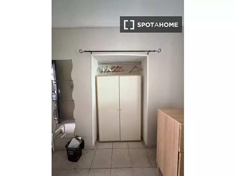 Immagine 14 di Ufficio in affitto  in Via Oronzo Costa a Napoli