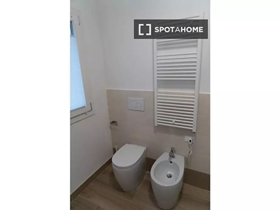 Immagine 8 di Camera condivisa in affitto  in Via Vecchia a Padova