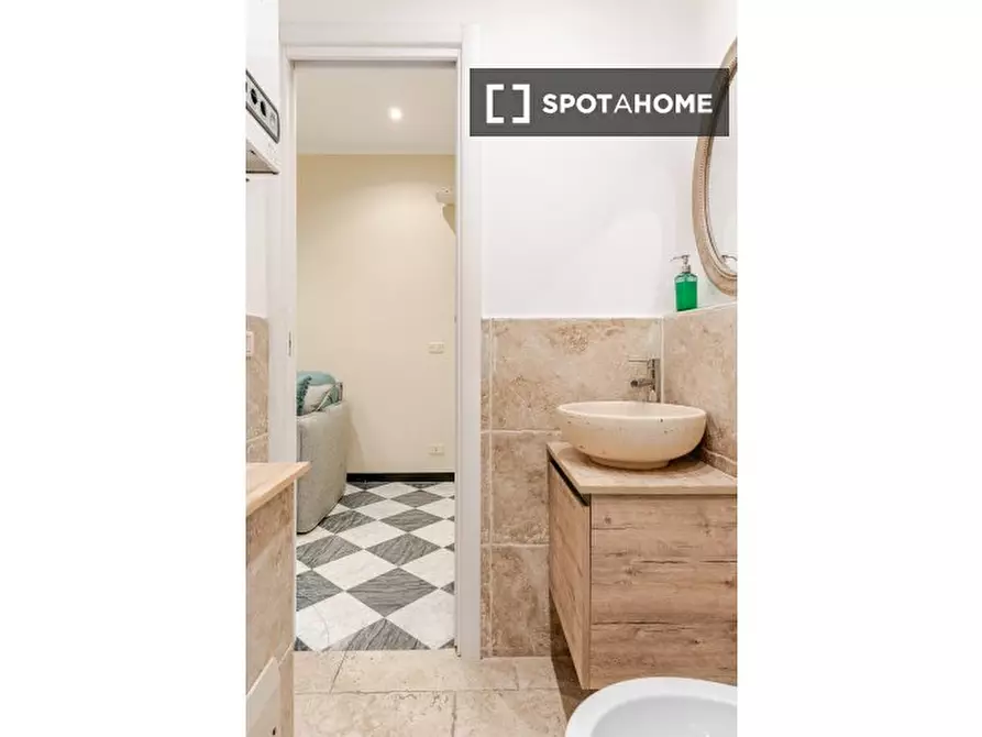 Immagine 19 di Appartamento in affitto  in Via di Porta Soprana a Genova