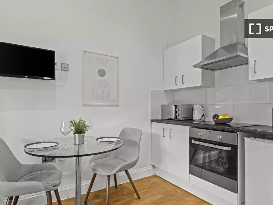 Immagine 10 di Ufficio in affitto  in Flat a Paddington
