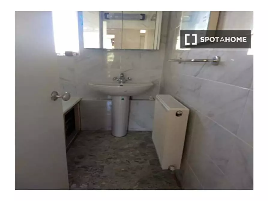 Immagine 8 di Appartamento in affitto  in Inverness Terrace a Paddington