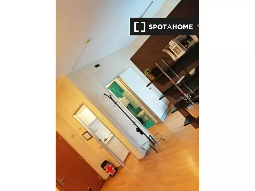 Immagine 5 di Ufficio in affitto  in Via Nizza a Torino