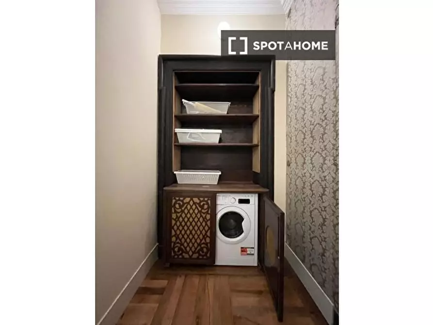 Immagine 10 di Camera condivisa in affitto  in Via Giovanni Camerana a Torino