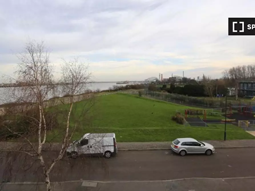 Immagine 14 di Ufficio in affitto  in Lytham Cl a Eltham