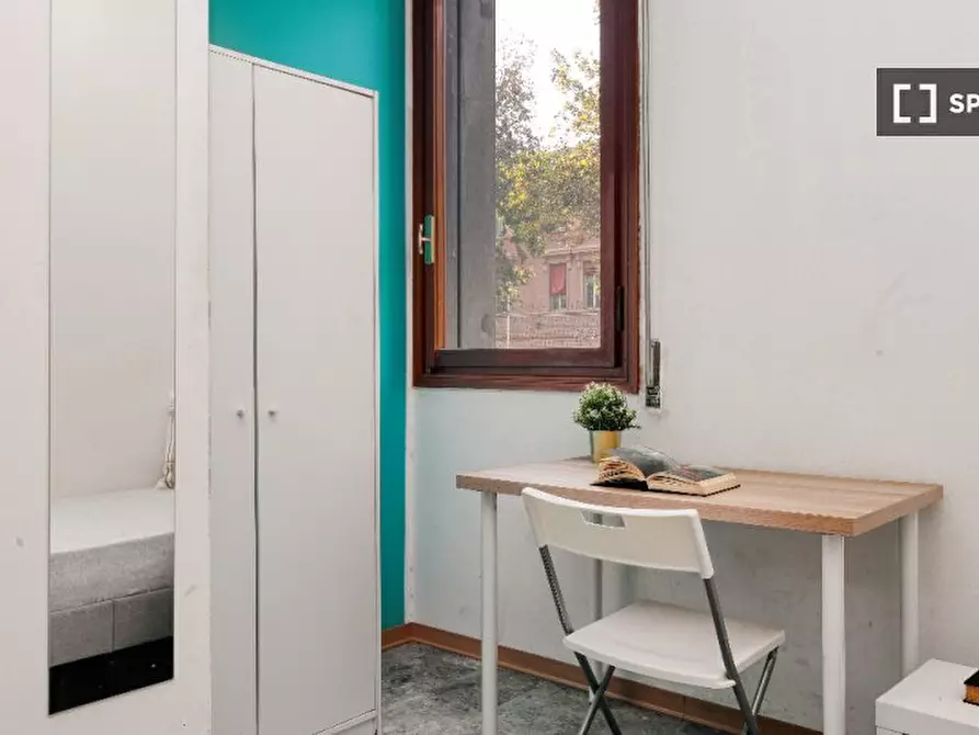 Immagine 6 di Camera condivisa in affitto  in Viale Quirico Filopanti a Bologna