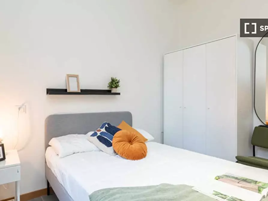 Immagine 2 di Camera condivisa in affitto  in Via Carlo Alberto Pisani Dossi a Milano