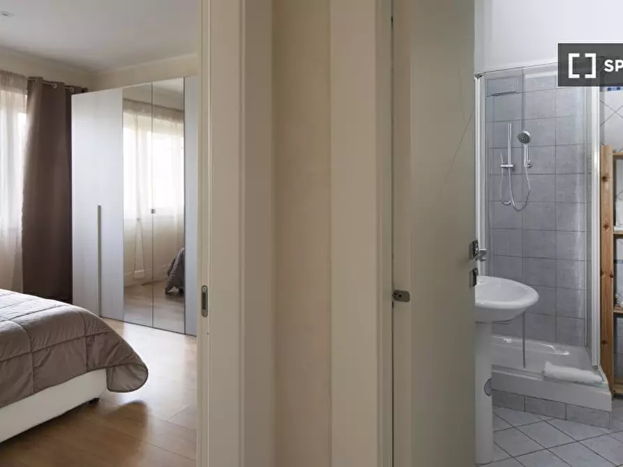 Immagine 2 di Appartamento in affitto  in Via Salvatore Pincherle a Roma