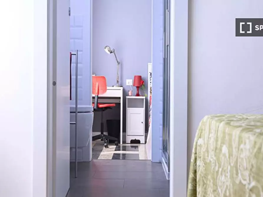 Immagine 4 di Camera condivisa in affitto  in Via Spalato a Milano