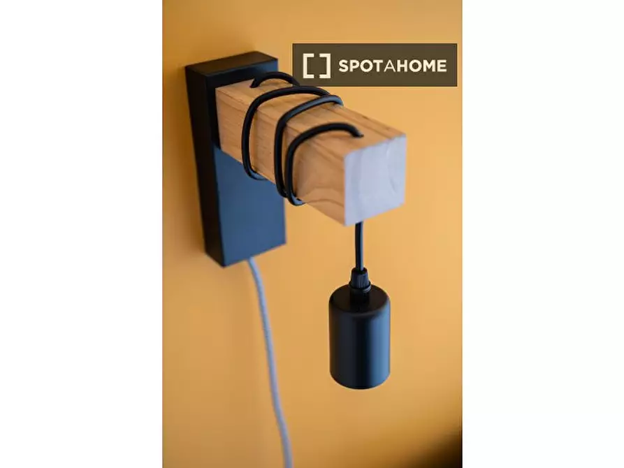 Immagine 11 di Ufficio in affitto  in Via Belvedere a Bologna