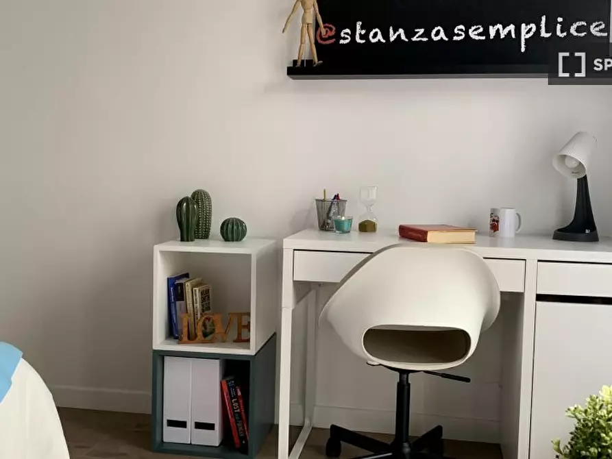 Immagine 6 di Camera condivisa in affitto  in Corso Peschiera n. a Torino