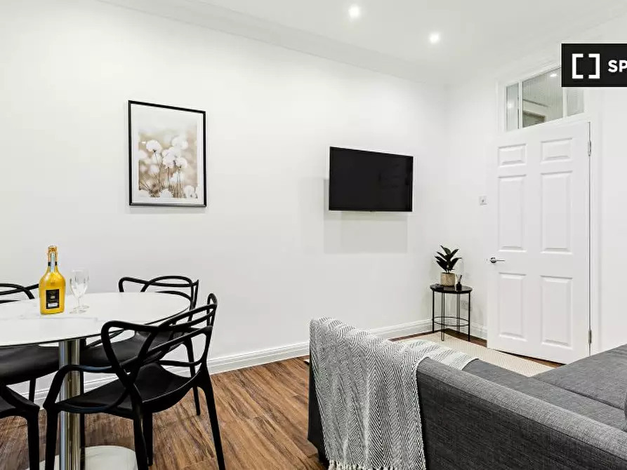 Immagine 8 di Appartamento in affitto  in -25 Nassau St a Paddington