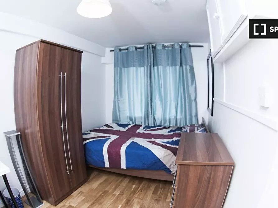 Immagine 1 di Camera condivisa in affitto  in Plough Way a Camberwell
