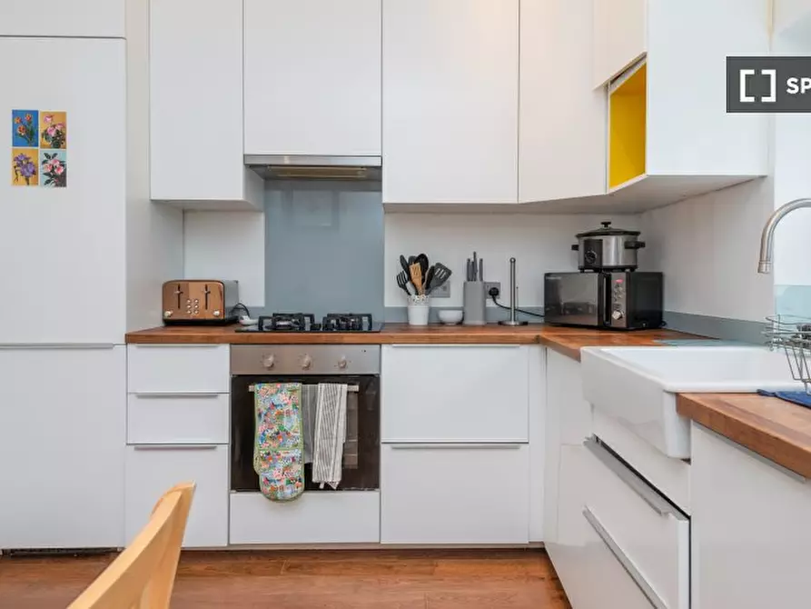 Immagine 11 di Appartamento in affitto  in Sydney Road a Tottenham