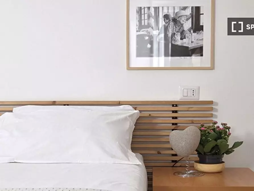 Immagine 1 di Appartamento in affitto  in Via Macedonio Melloni a Milano