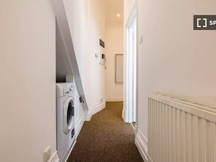 Immagine 14 di Appartamento in affitto  in Eardley Cres a Kensington