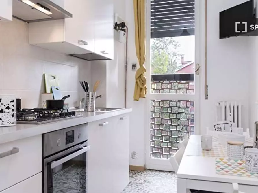 Immagine 11 di Camera condivisa in affitto  in Via Dei Mandorli Milan a Buccinasco